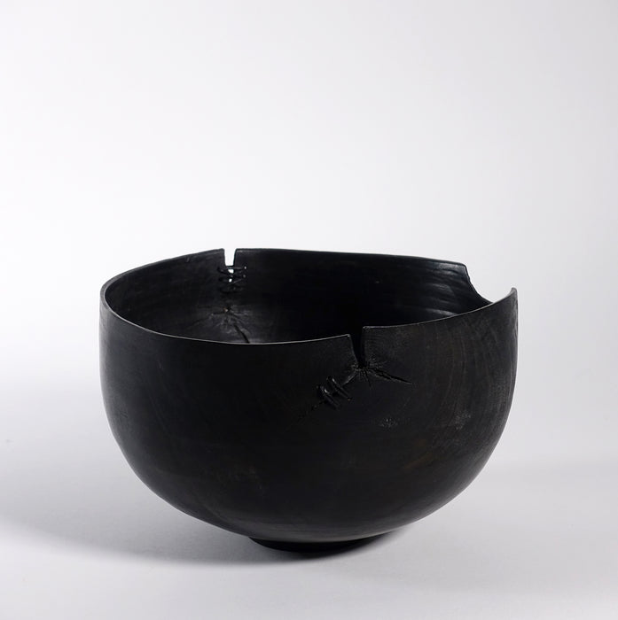 Noir IV Bowl