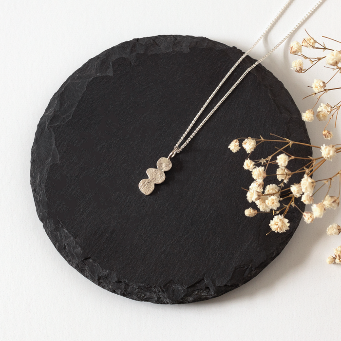 Graduated Textured Disc Necklace