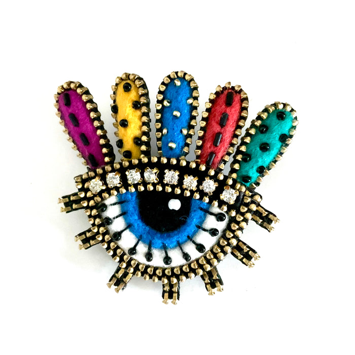 Eye With Lashes Brooch