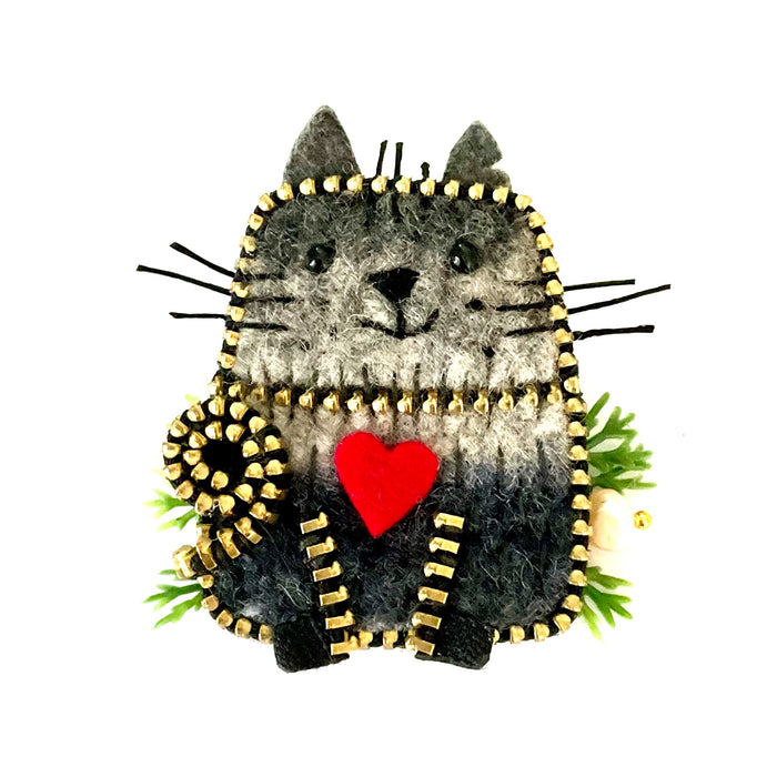 Kitten in the Garden Brooch
