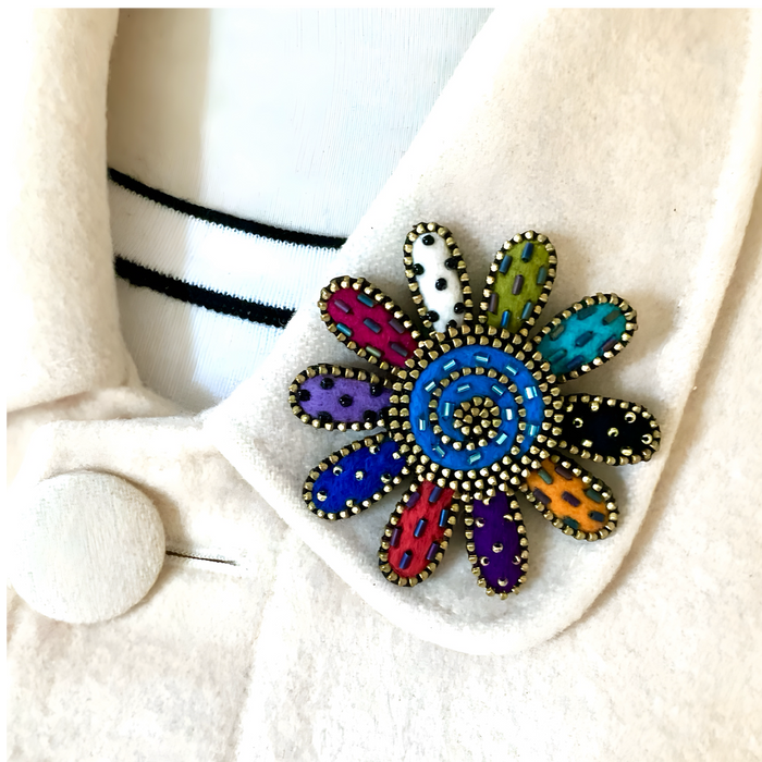 Multi-Coloured Daisy Brooch