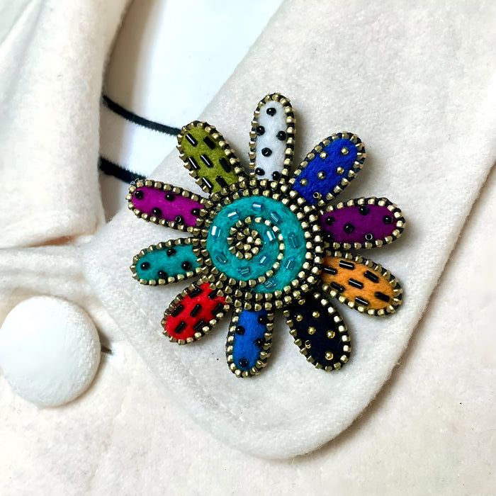 Multi-Coloured Daisy Brooch