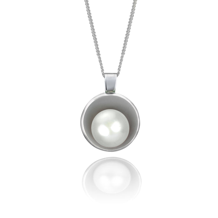 Pop! Pearl Pendant Necklace